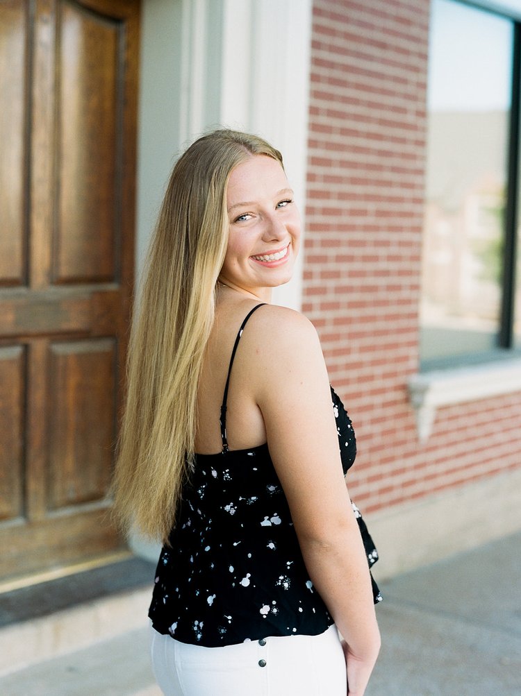 Jefferson City Missouri Senior Photos by Kiley Ann Photography-0008_websize.jpg